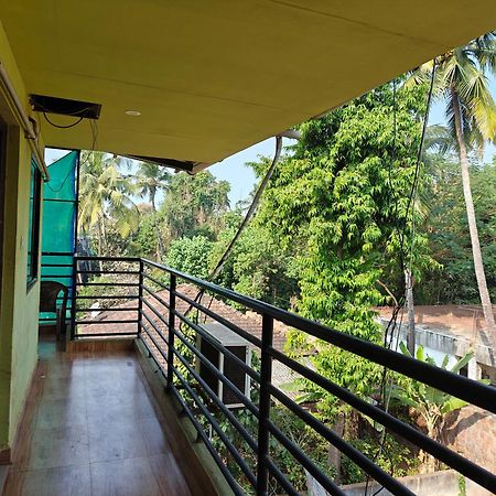 Hotelpornima Отель Пурнима Candolim Exteriér fotografie